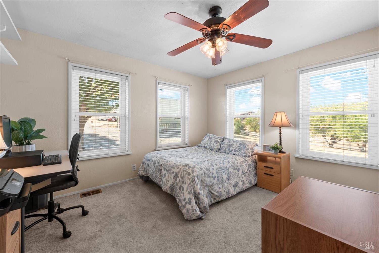 Detail Gallery Image 44 of 99 For 4265 Summerwood Ct, Vacaville,  CA 95688 - 4 Beds | 3/1 Baths