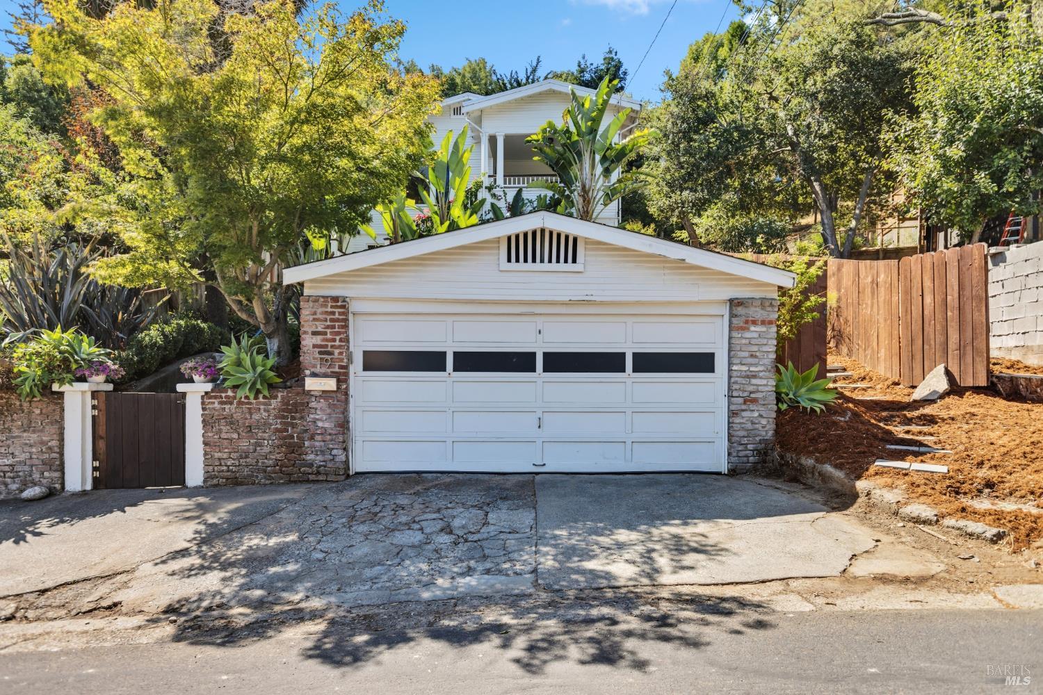 Detail Gallery Image 32 of 33 For 19 Roberts Ave, San Rafael,  CA 94901 - 3 Beds | 2 Baths