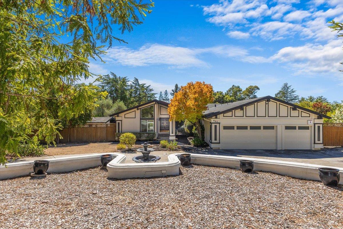 Detail Gallery Image 52 of 60 For 607 Scotland Dr, Santa Rosa,  CA 95409 - 3 Beds | 2/1 Baths