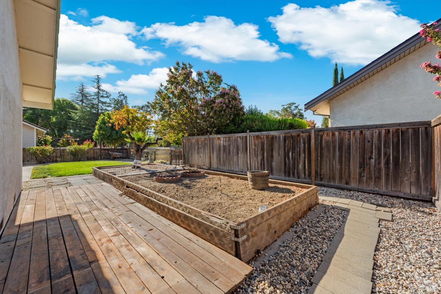 Detail Gallery Image 43 of 49 For 107 Inyo Ct, Vacaville,  CA 95687 - 3 Beds | 2 Baths