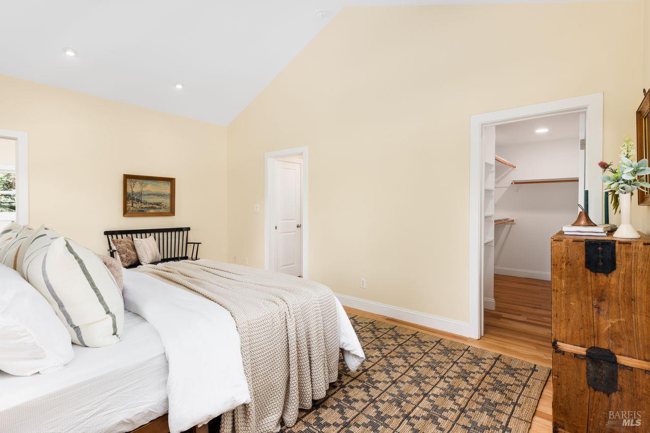 Detail Gallery Image 16 of 33 For 1988 Jameson Rd, Healdsburg,  CA 95448 - 3 Beds | 2 Baths