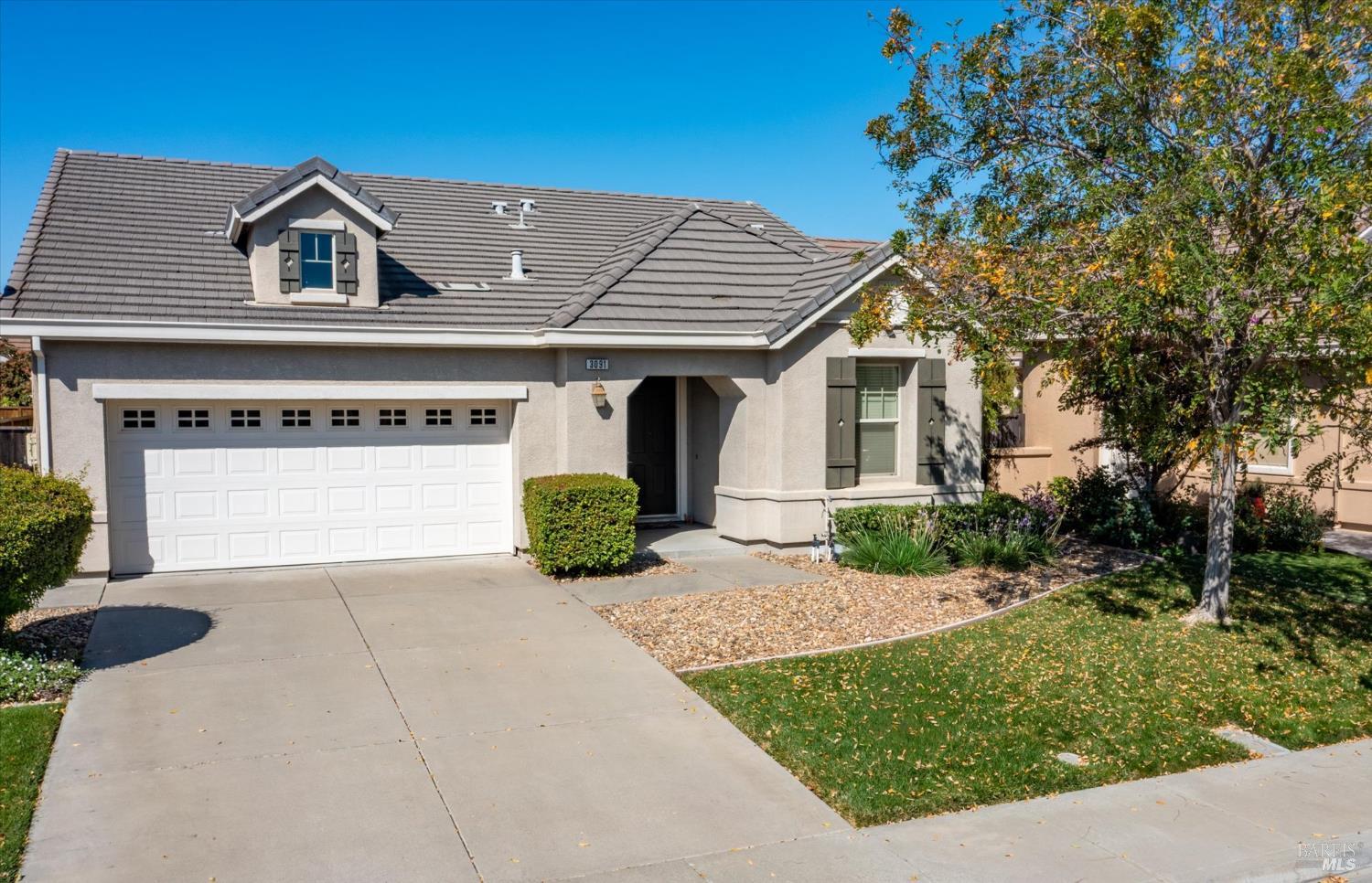 Detail Gallery Image 2 of 44 For 3091 Red Maple Ct, Vacaville,  CA 95687 - 2 Beds | 2 Baths