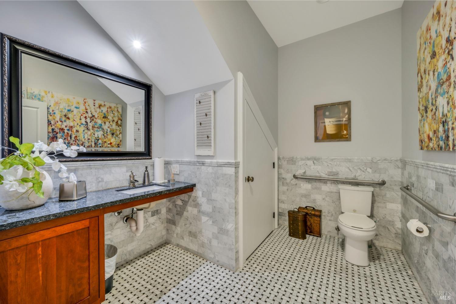 Detail Gallery Image 25 of 38 For 129 Devlin Rd, Napa,  CA 94558 - – Beds | – Baths