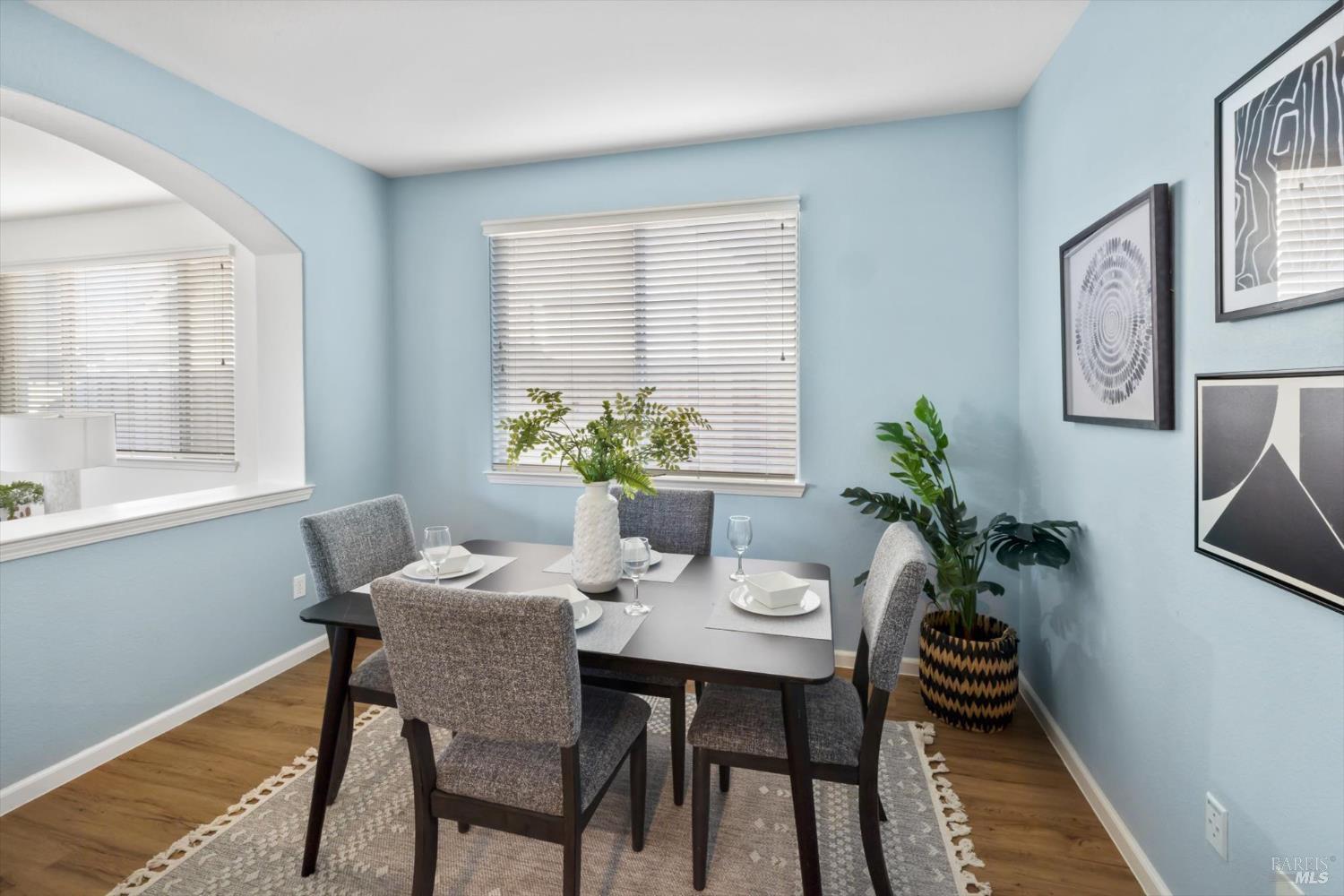 Detail Gallery Image 10 of 44 For 3091 Red Maple Ct, Vacaville,  CA 95687 - 2 Beds | 2 Baths