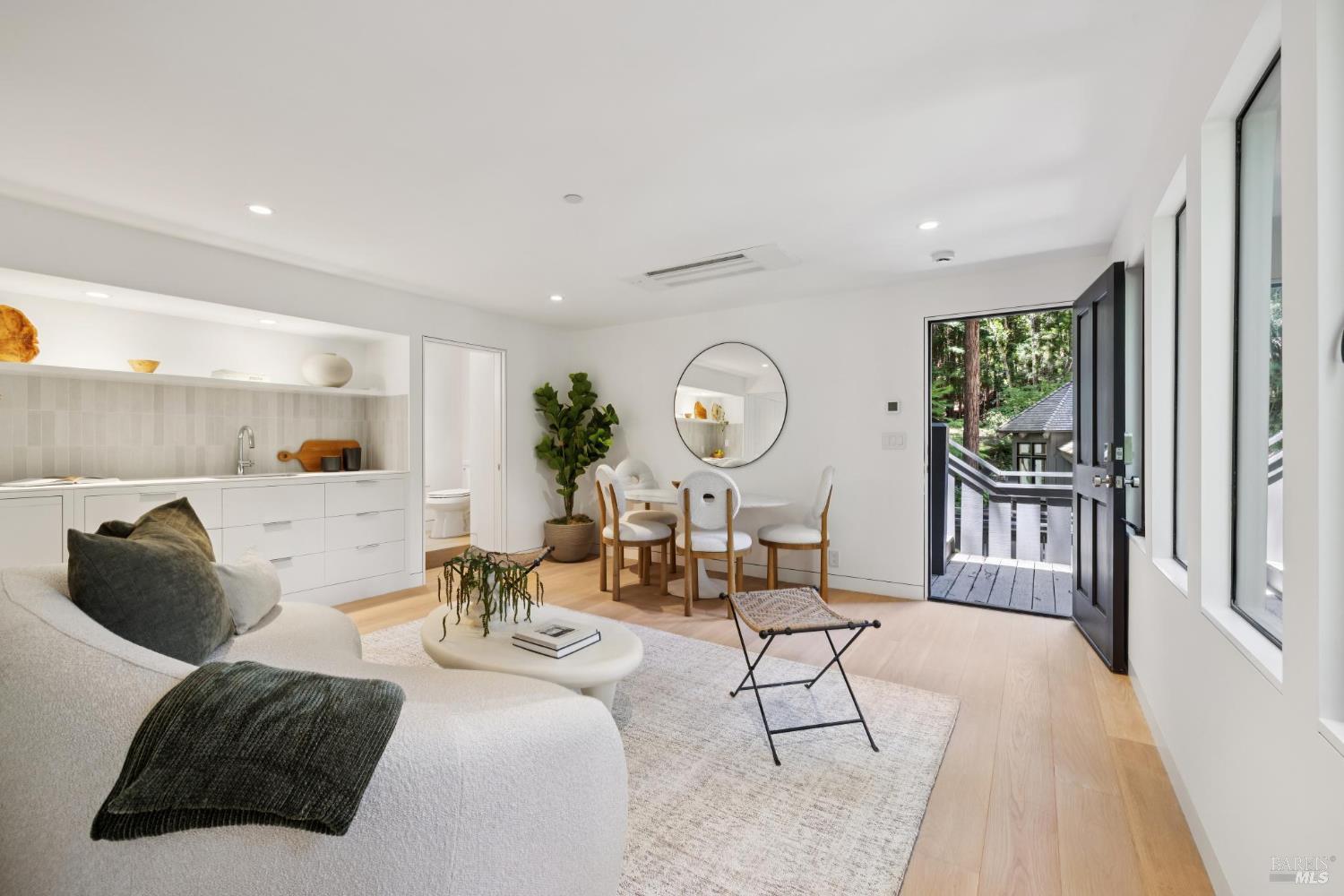 Detail Gallery Image 82 of 91 For 28 Marsh Dr, Mill Valley,  CA 94941 - 6 Beds | 4/1 Baths