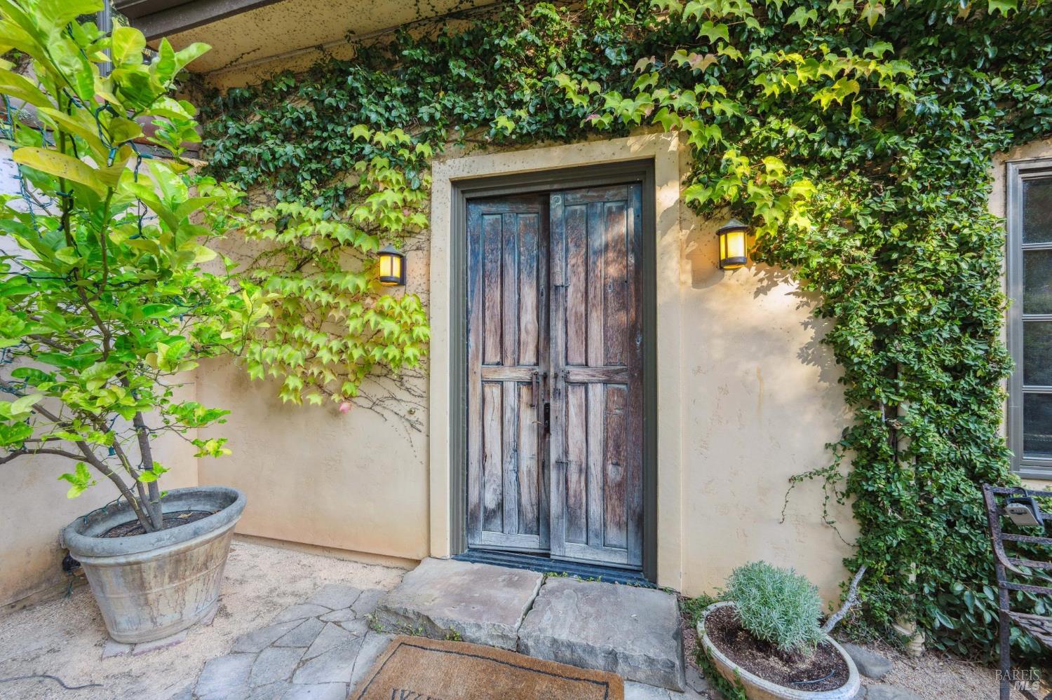 Detail Gallery Image 13 of 65 For 5323 Bennett Valley Ln, Sonoma,  CA 95476 - 3 Beds | 2 Baths