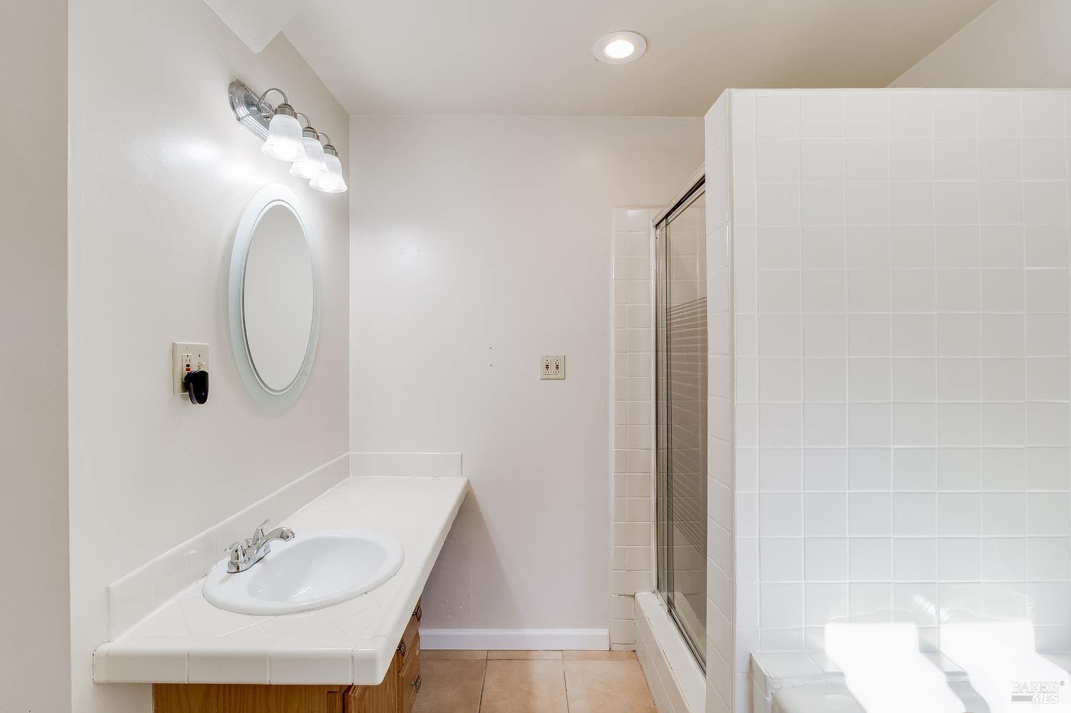 Detail Gallery Image 38 of 63 For 30 Goree Ct, Martinez,  CA 94553 - 3 Beds | 2 Baths