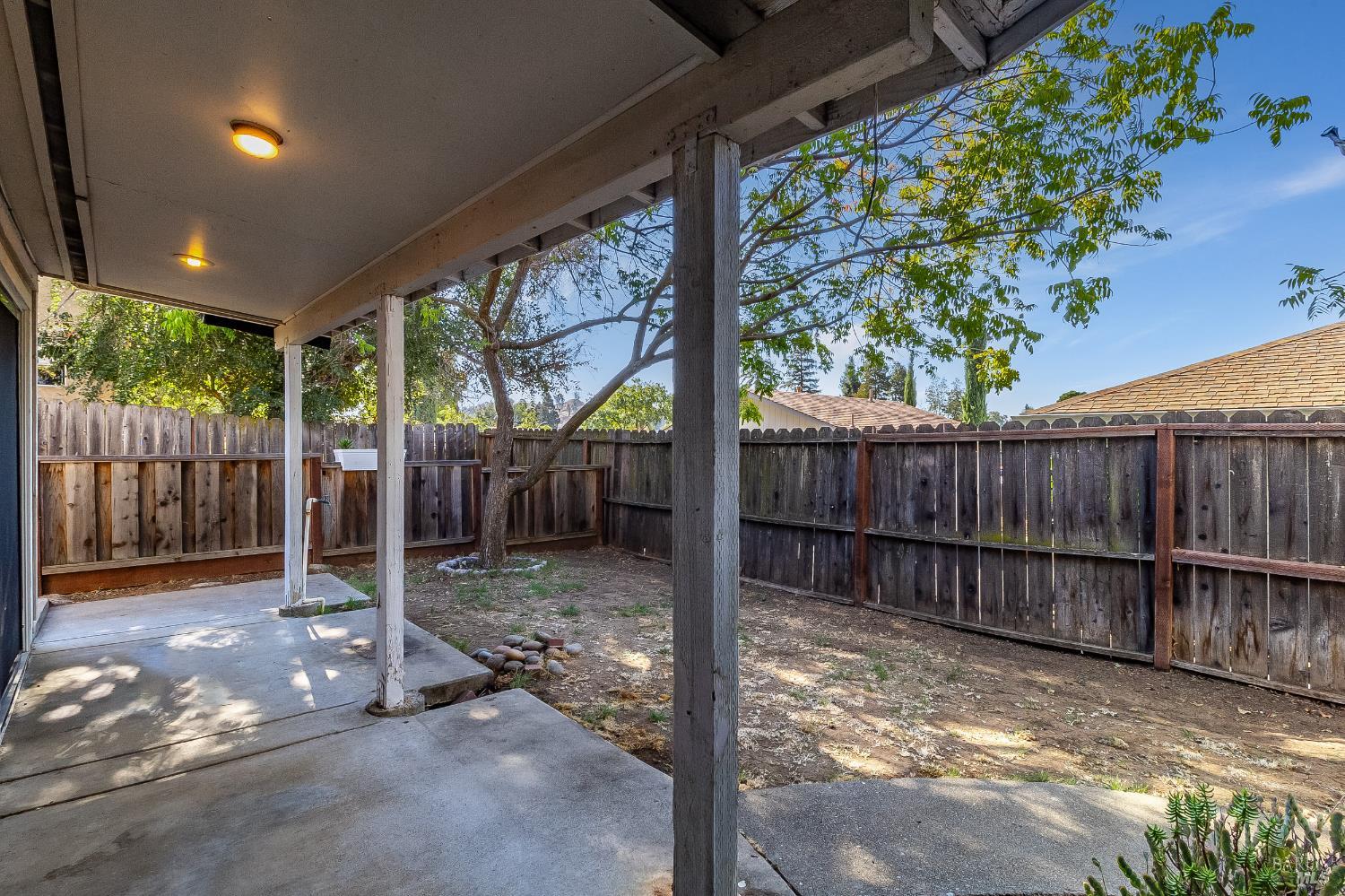Detail Gallery Image 50 of 63 For 30 Goree Ct, Martinez,  CA 94553 - 3 Beds | 2 Baths