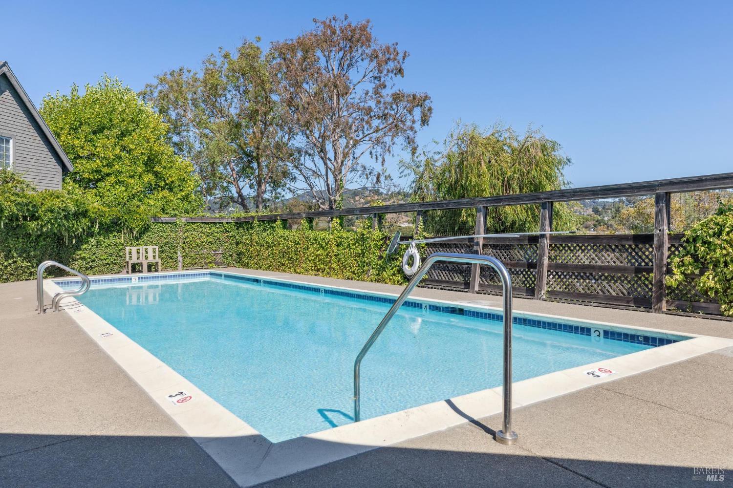 Detail Gallery Image 40 of 52 For 775 Miller Ave, Mill Valley,  CA 94941 - 1 Beds | 1 Baths