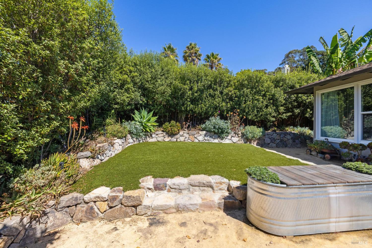 Detail Gallery Image 54 of 91 For 34 Broadview Dr, San Rafael,  CA 94901 - 4 Beds | 4 Baths