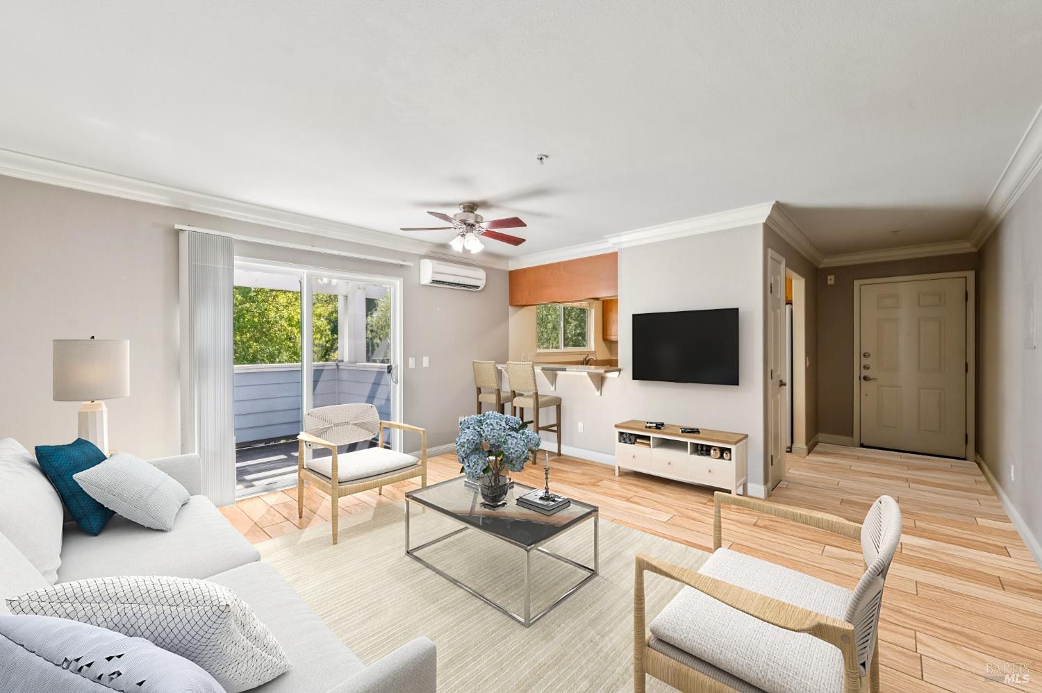 Detail Gallery Image 3 of 29 For 225 Burt St #34,  Santa Rosa,  CA 95407 - 2 Beds | 2 Baths