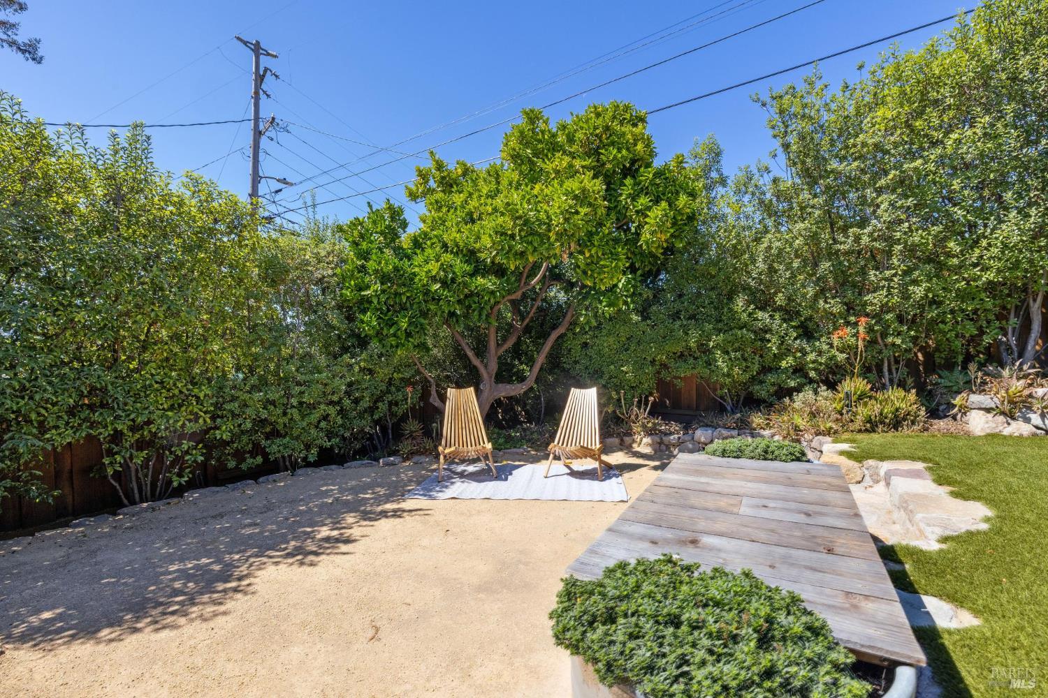 Detail Gallery Image 52 of 91 For 34 Broadview Dr, San Rafael,  CA 94901 - 4 Beds | 4 Baths