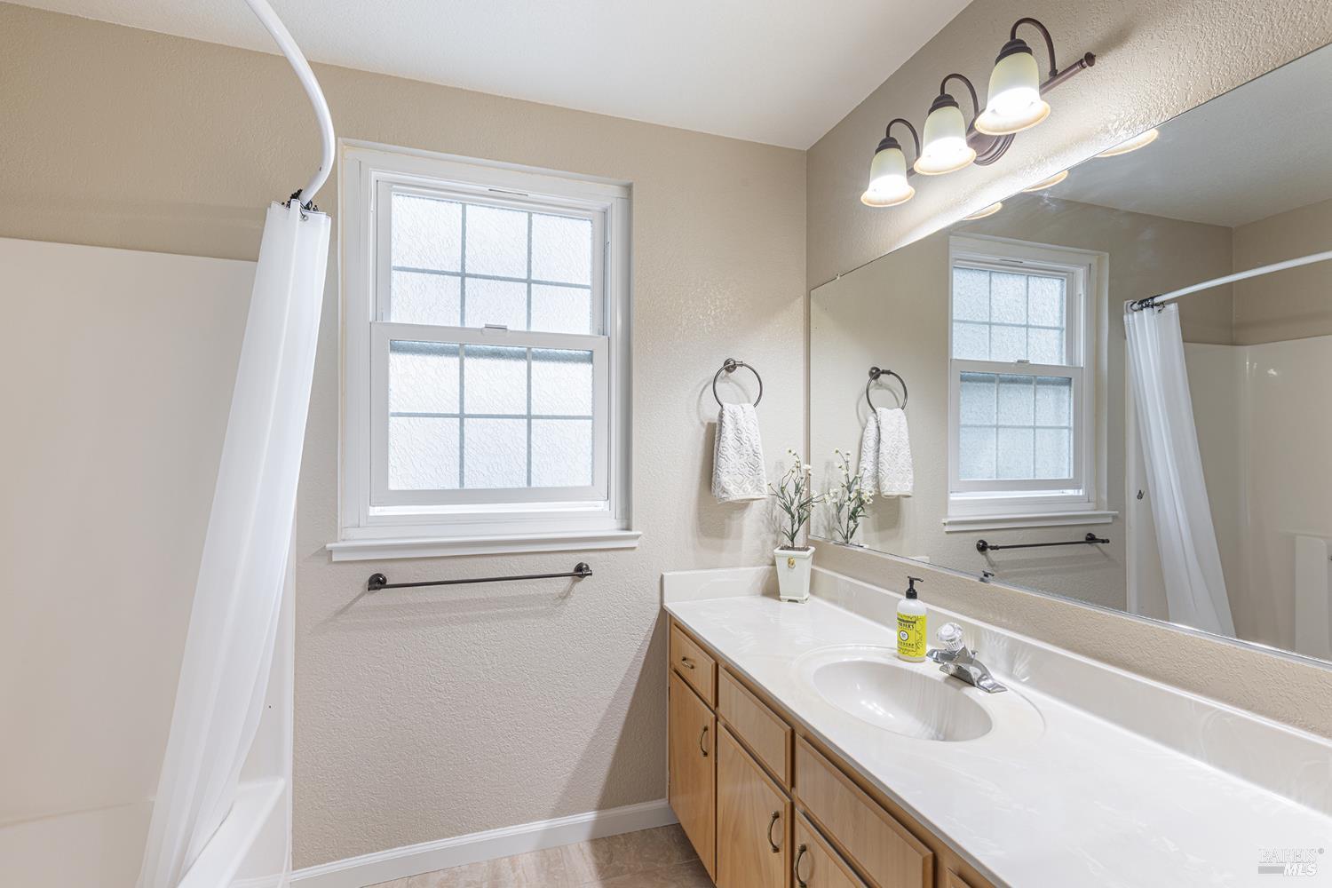 Detail Gallery Image 33 of 40 For 2773 Elks Way, Napa,  CA 94558 - 3 Beds | 2 Baths