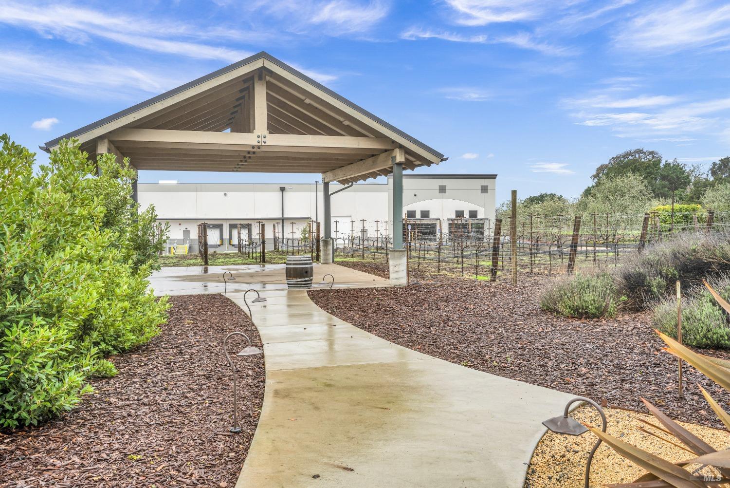 Detail Gallery Image 32 of 38 For 129 Devlin Rd, Napa,  CA 94558 - – Beds | – Baths
