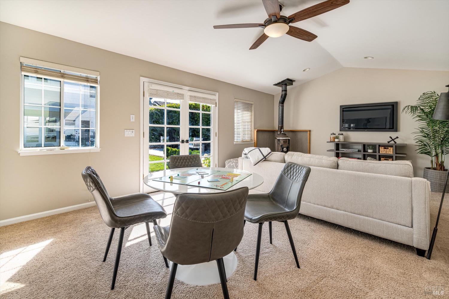 Detail Gallery Image 38 of 50 For 835 Knight St, Sonoma,  CA 95476 - 5 Beds | 4 Baths