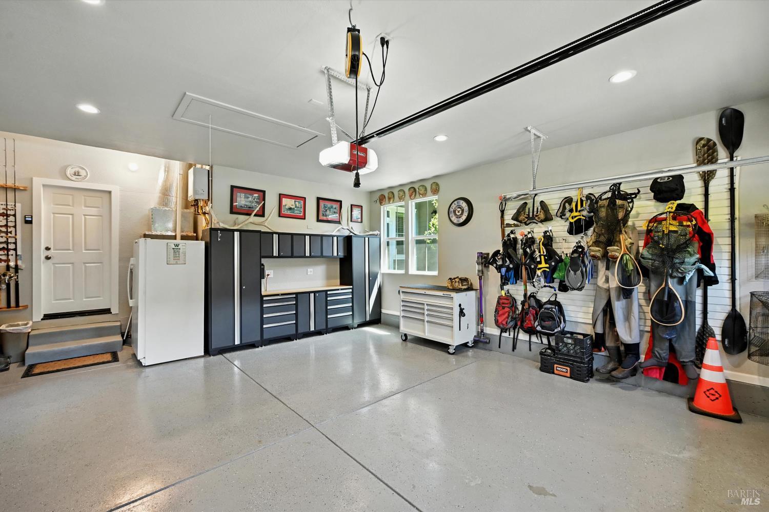 Detail Gallery Image 21 of 32 For 462 Riesling St, Cloverdale,  CA 95425 - 3 Beds | 2 Baths