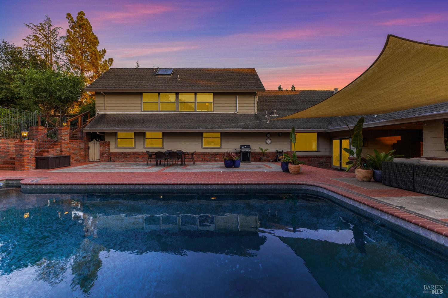 Detail Gallery Image 49 of 58 For 3333 Miraloma Dr, Santa Rosa,  CA 95404 - 4 Beds | 5/1 Baths