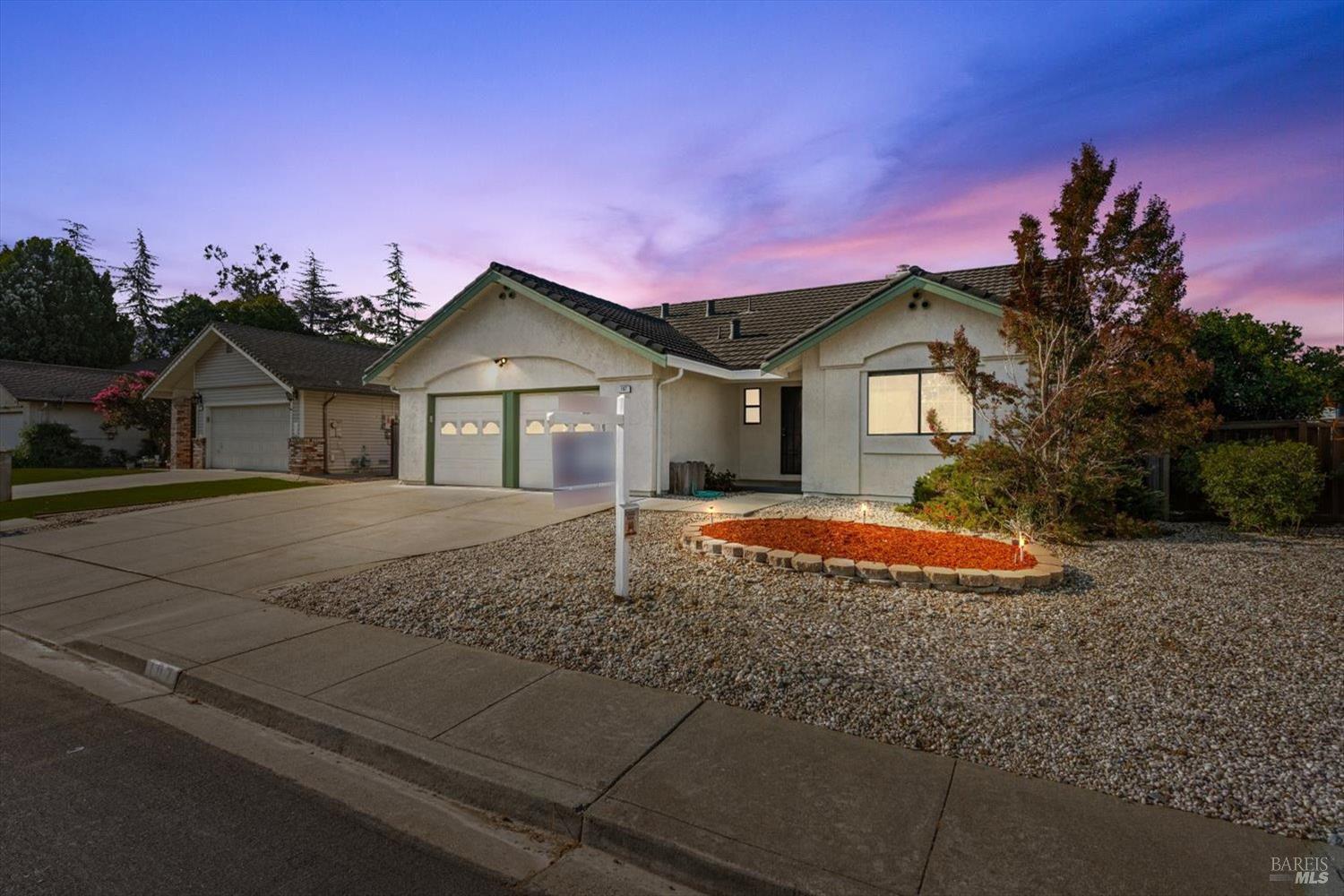 Detail Gallery Image 47 of 49 For 107 Inyo Ct, Vacaville,  CA 95687 - 3 Beds | 2 Baths