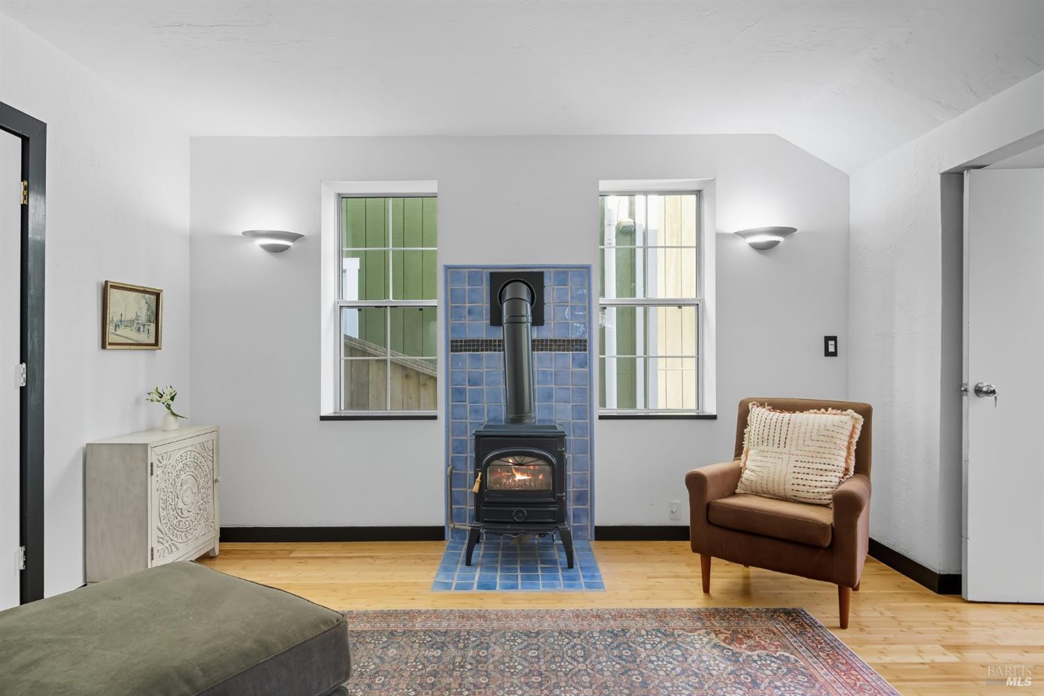 Detail Gallery Image 25 of 43 For 53 Foothill Rd, San Anselmo,  CA 94960 - 3 Beds | 2 Baths