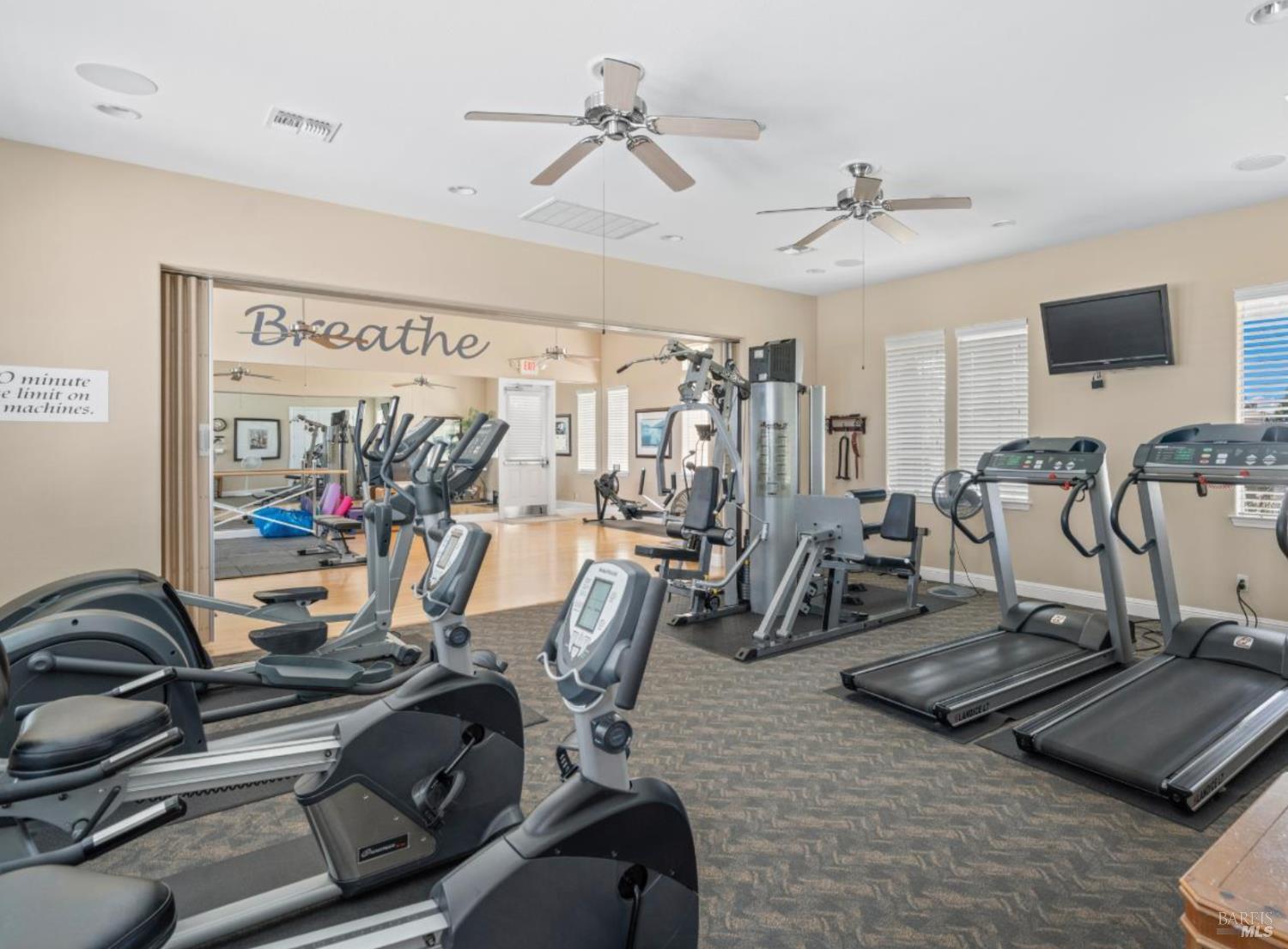 Detail Gallery Image 35 of 44 For 3091 Red Maple Ct, Vacaville,  CA 95687 - 2 Beds | 2 Baths