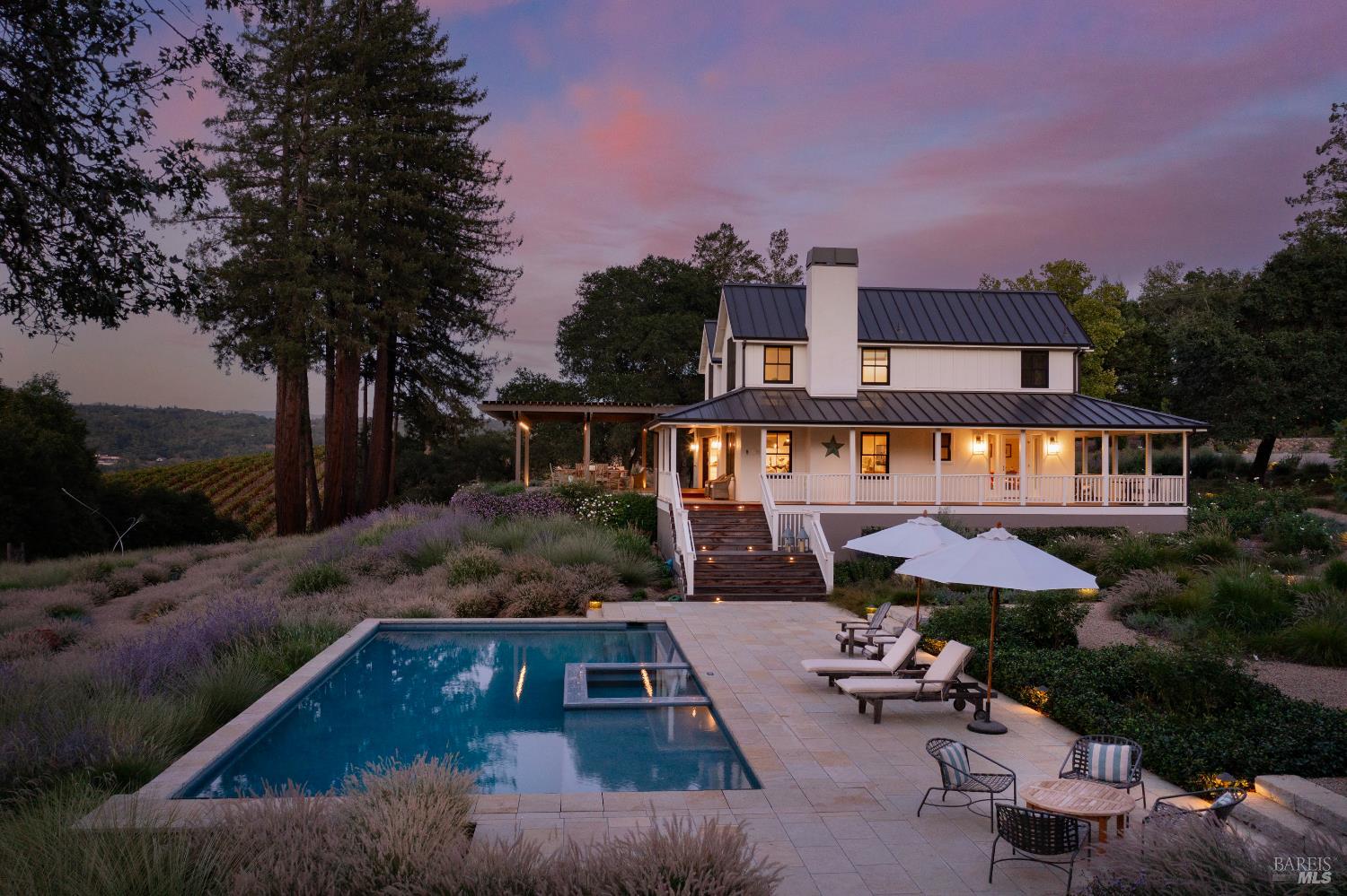Detail Gallery Image 2 of 55 For 6317 W Dry Creek Rd, Healdsburg,  CA 95448 - 3 Beds | 3/1 Baths