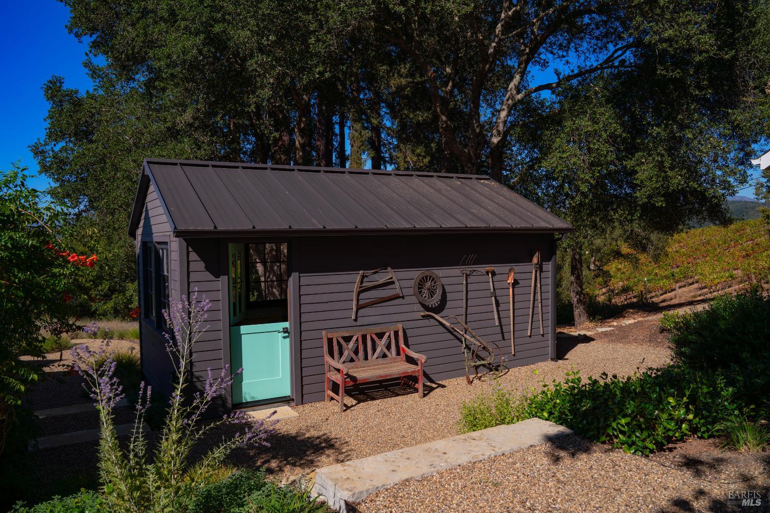Detail Gallery Image 42 of 55 For 6317 W Dry Creek Rd, Healdsburg,  CA 95448 - 3 Beds | 3/1 Baths