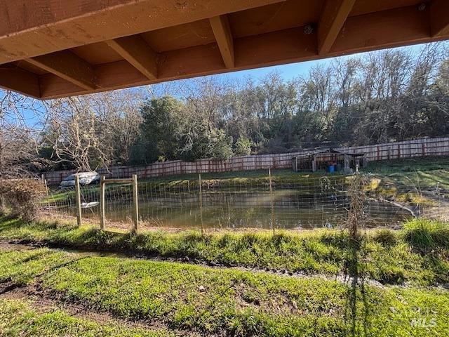 Detail Gallery Image 4 of 10 For 2500 Black Bart Trl, Redwood Valley,  CA 95470 - 3 Beds | 2 Baths