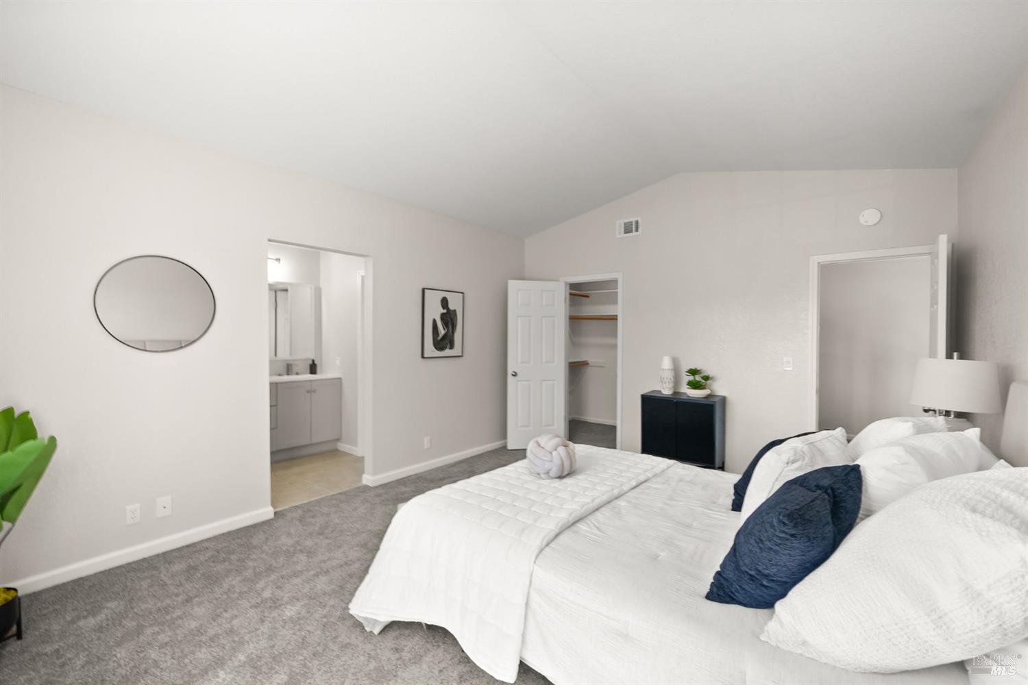 Detail Gallery Image 23 of 41 For 2921 Willow Ct, Fairfield,  CA 94533 - 3 Beds | 3 Baths