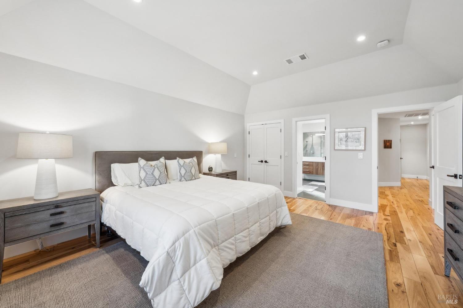 Detail Gallery Image 21 of 31 For 1554 Centennial Cir, Calistoga,  CA 94515 - 3 Beds | 2/1 Baths