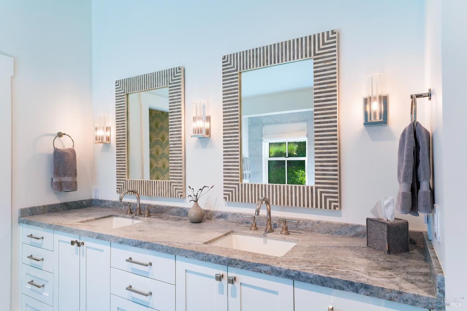 Detail Gallery Image 21 of 55 For 6317 W Dry Creek Rd, Healdsburg,  CA 95448 - 3 Beds | 3/1 Baths