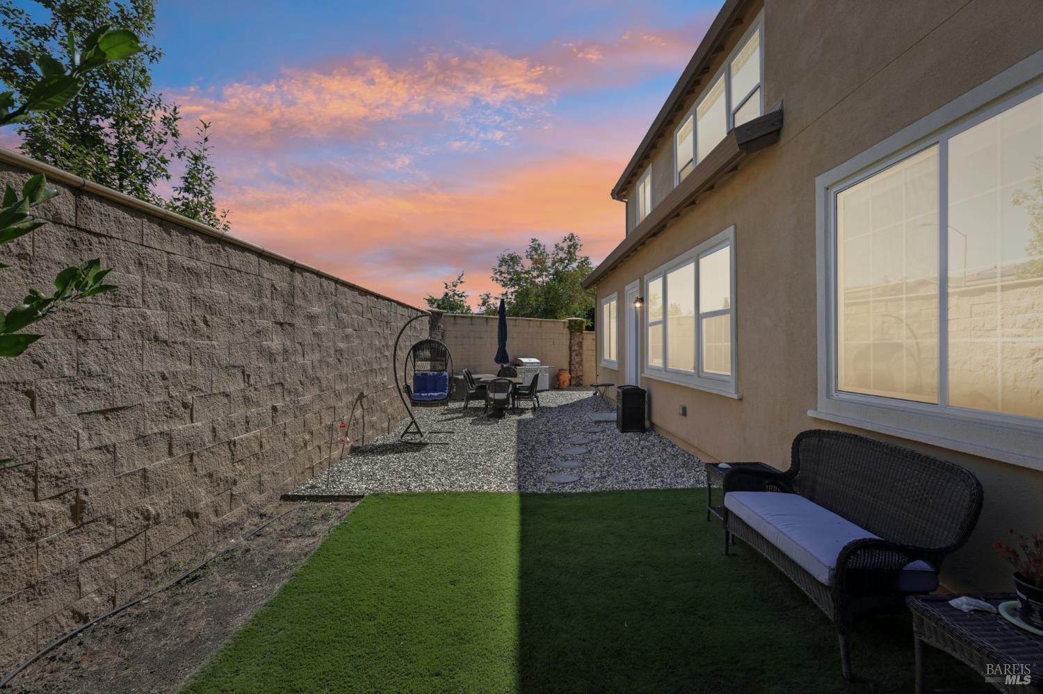 Detail Gallery Image 25 of 33 For 5342 Kelliann Pl, Rohnert Park,  CA 94928 - 4 Beds | 3 Baths