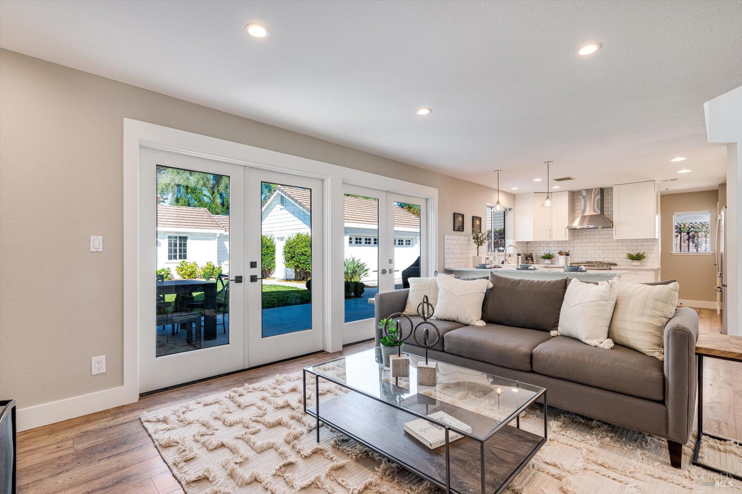 Detail Gallery Image 19 of 50 For 835 Knight St, Sonoma,  CA 95476 - 5 Beds | 4 Baths