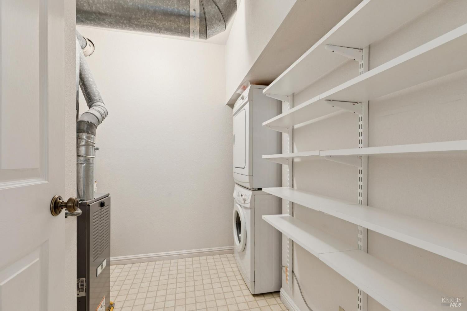 Detail Gallery Image 34 of 52 For 775 Miller Ave, Mill Valley,  CA 94941 - 1 Beds | 1 Baths