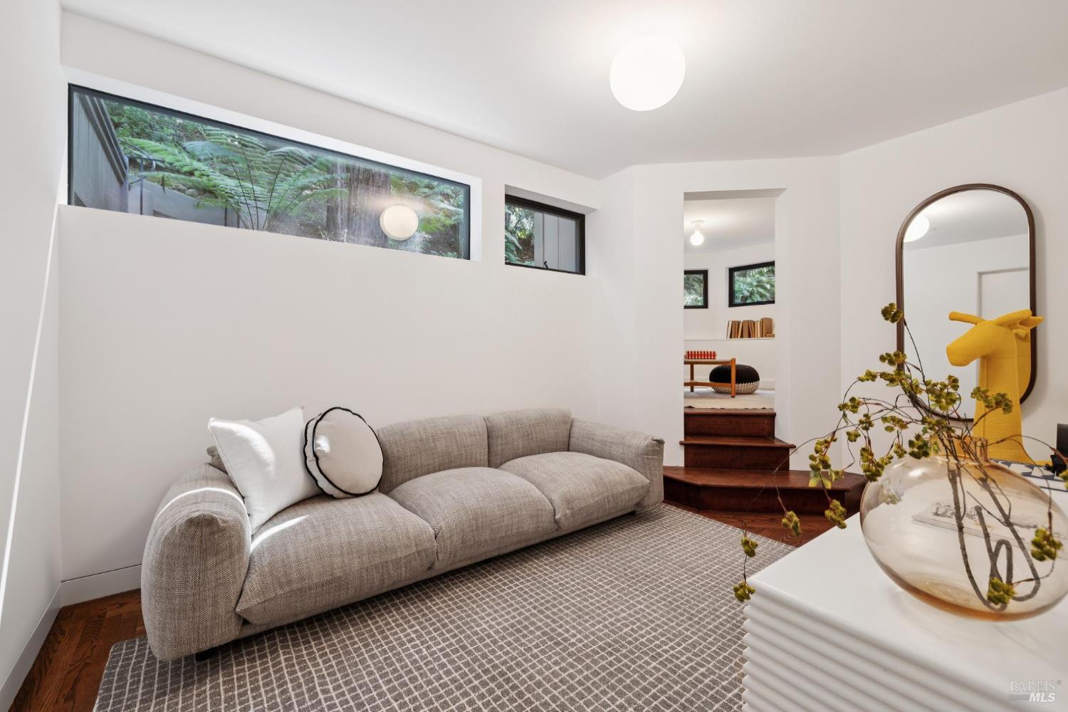 Detail Gallery Image 61 of 91 For 28 Marsh Dr, Mill Valley,  CA 94941 - 6 Beds | 4/1 Baths