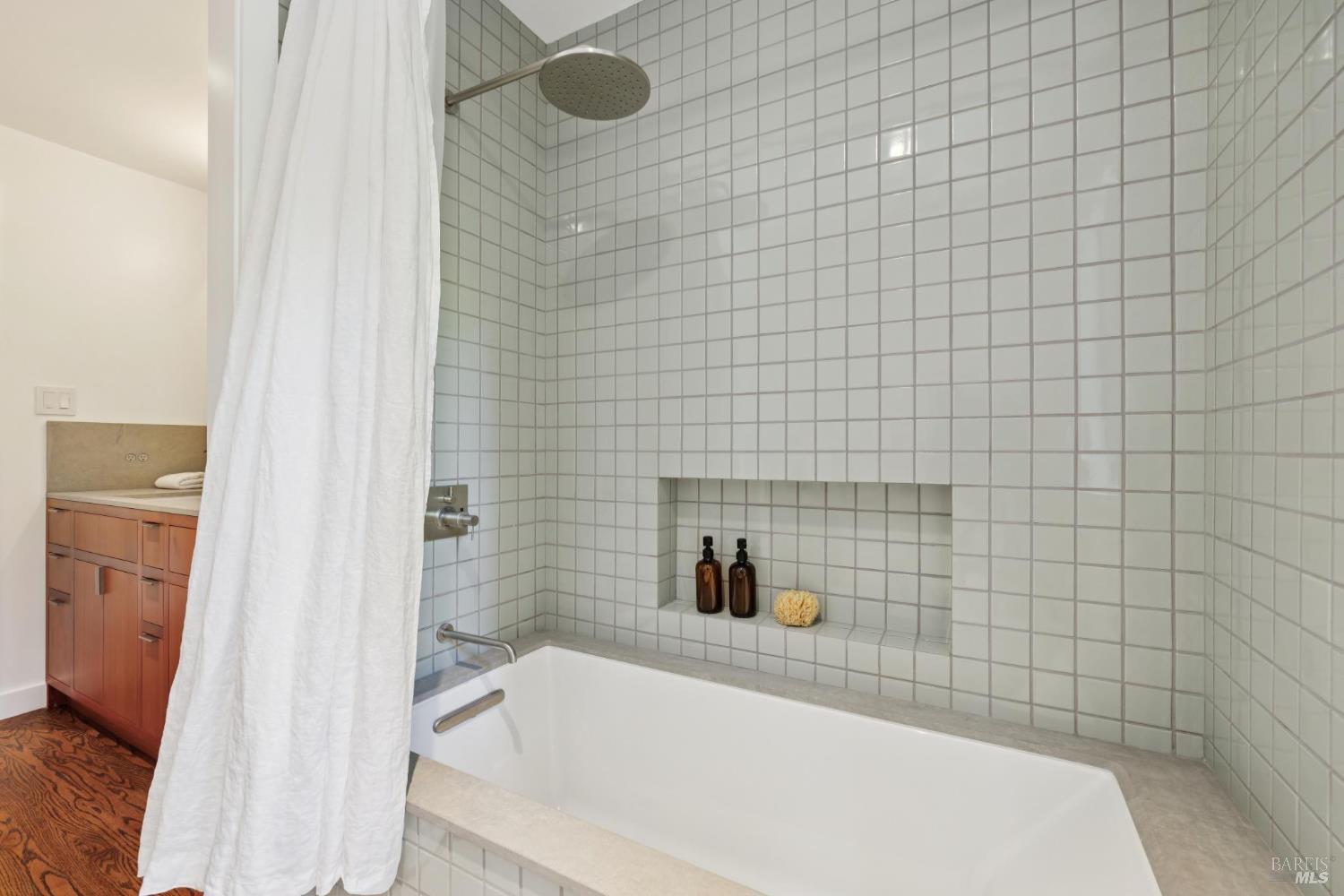 Detail Gallery Image 50 of 91 For 28 Marsh Dr, Mill Valley,  CA 94941 - 6 Beds | 4/1 Baths