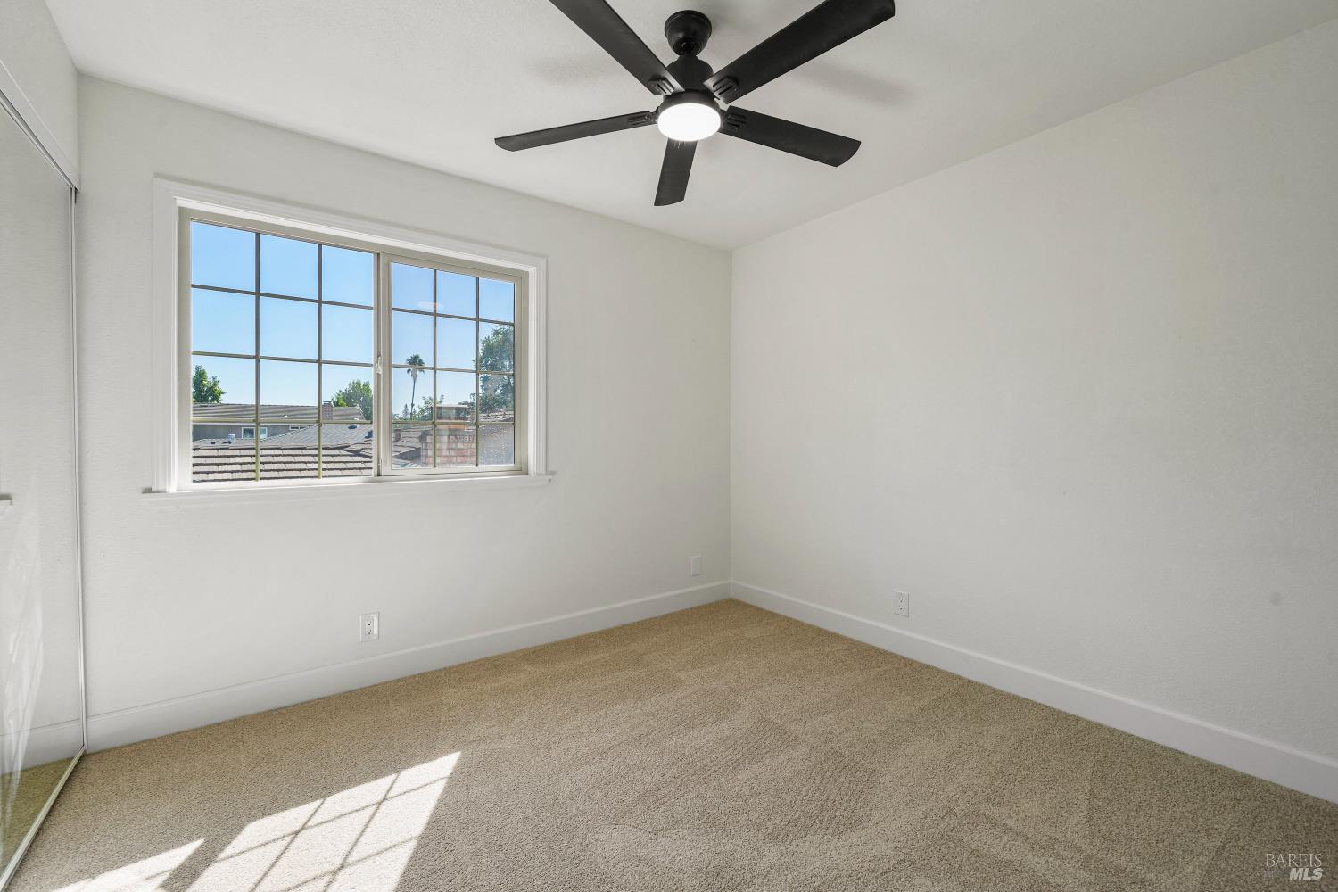 Detail Gallery Image 34 of 56 For 118 Salinas Dr, Vacaville,  CA 95688 - 4 Beds | 2/1 Baths