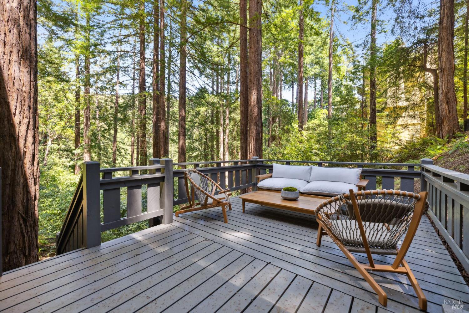 Detail Gallery Image 76 of 91 For 28 Marsh Dr, Mill Valley,  CA 94941 - 6 Beds | 4/1 Baths