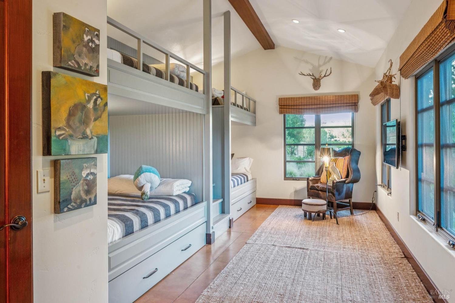 Detail Gallery Image 32 of 65 For 5323 Bennett Valley Ln, Sonoma,  CA 95476 - 3 Beds | 2 Baths