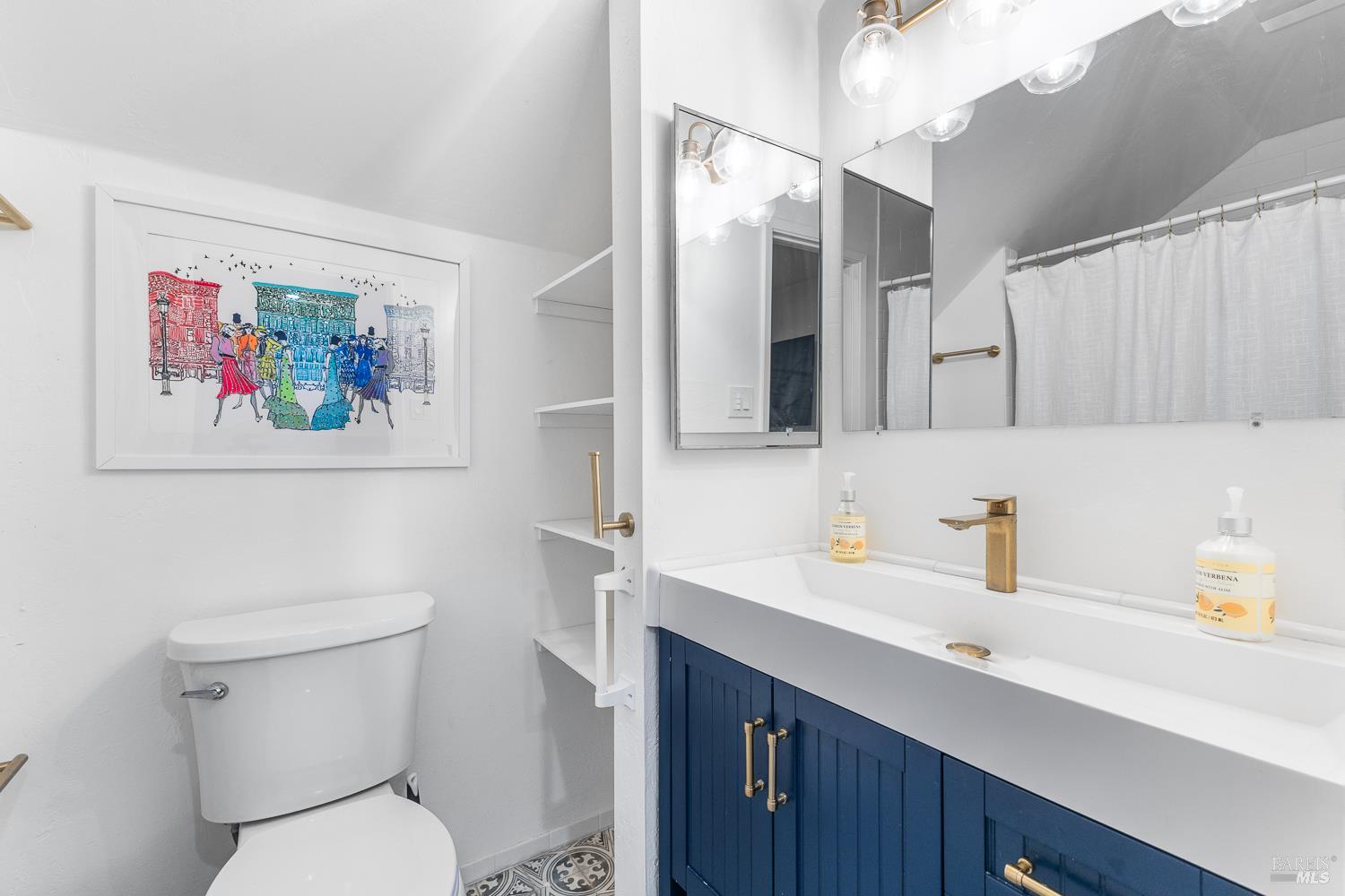 Detail Gallery Image 36 of 58 For 3333 Miraloma Dr, Santa Rosa,  CA 95404 - 4 Beds | 5/1 Baths