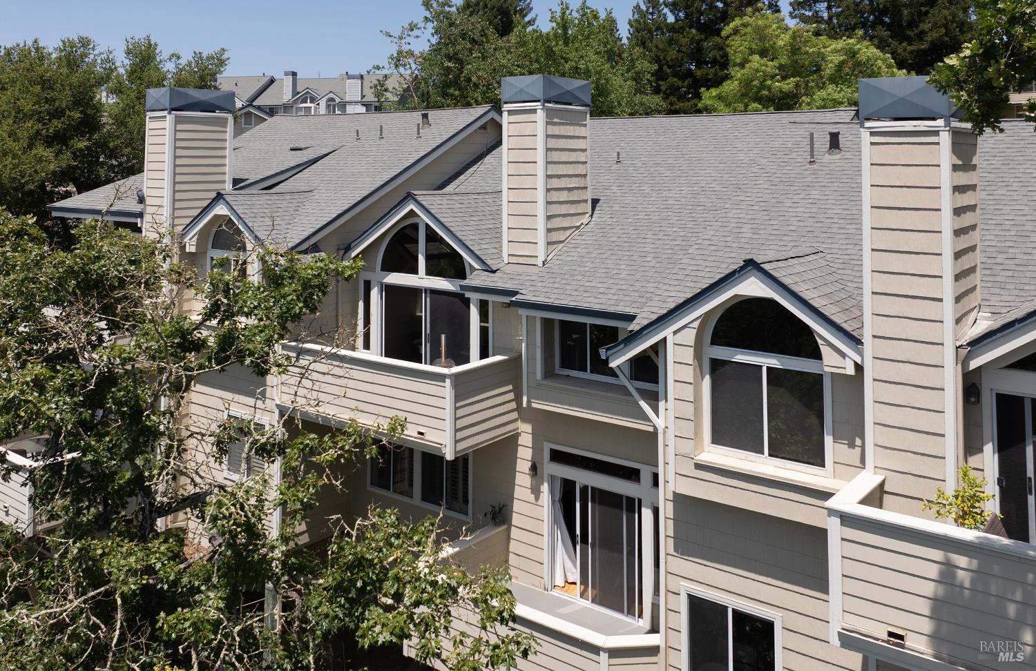 Detail Gallery Image 33 of 40 For 2003 Stonefield Ln, Santa Rosa,  CA 95403 - 2 Beds | 2/1 Baths