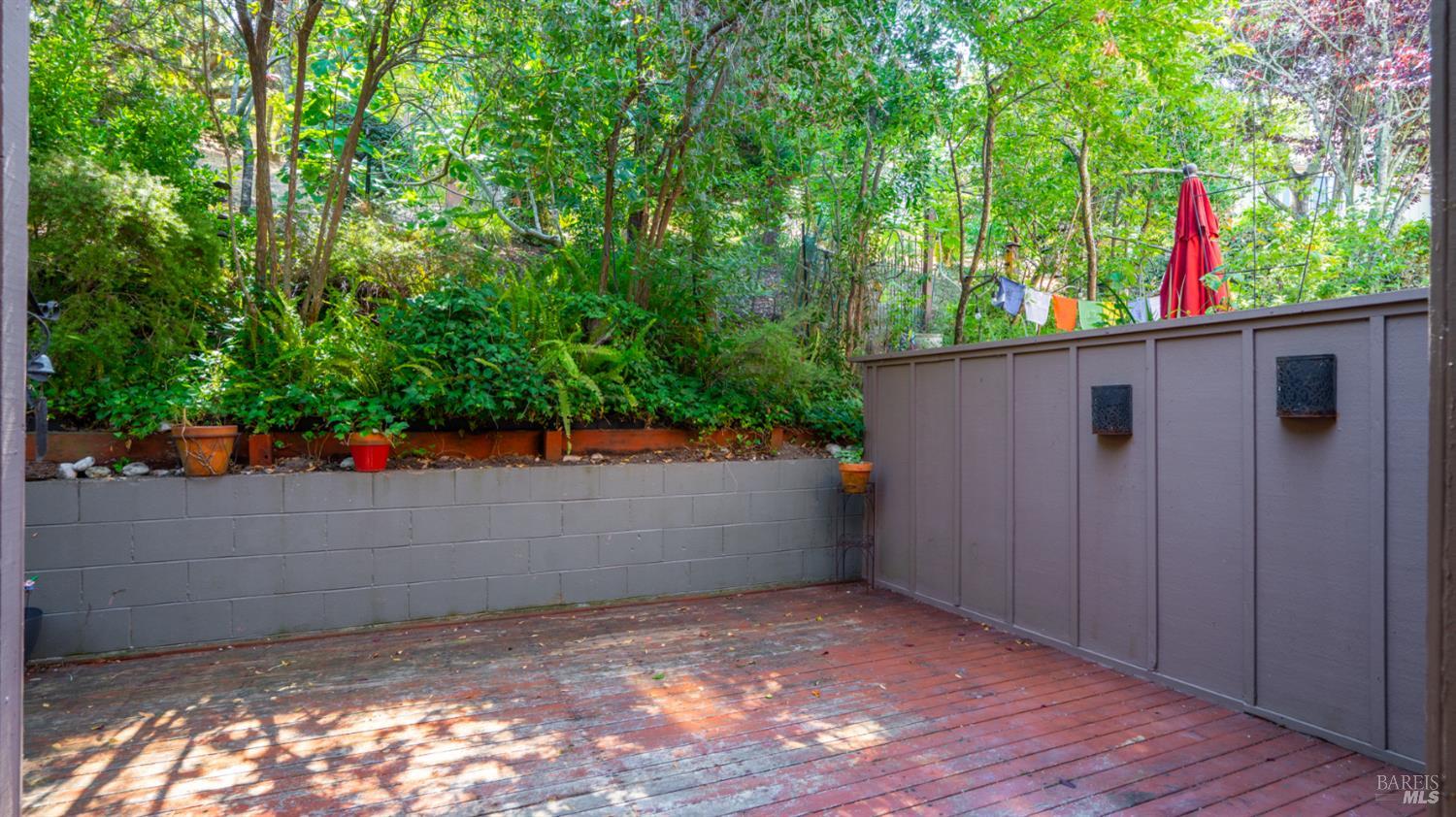 Detail Gallery Image 18 of 41 For 16 Elegant Tern Rd, Novato,  CA 94949 - 3 Beds | 2/1 Baths