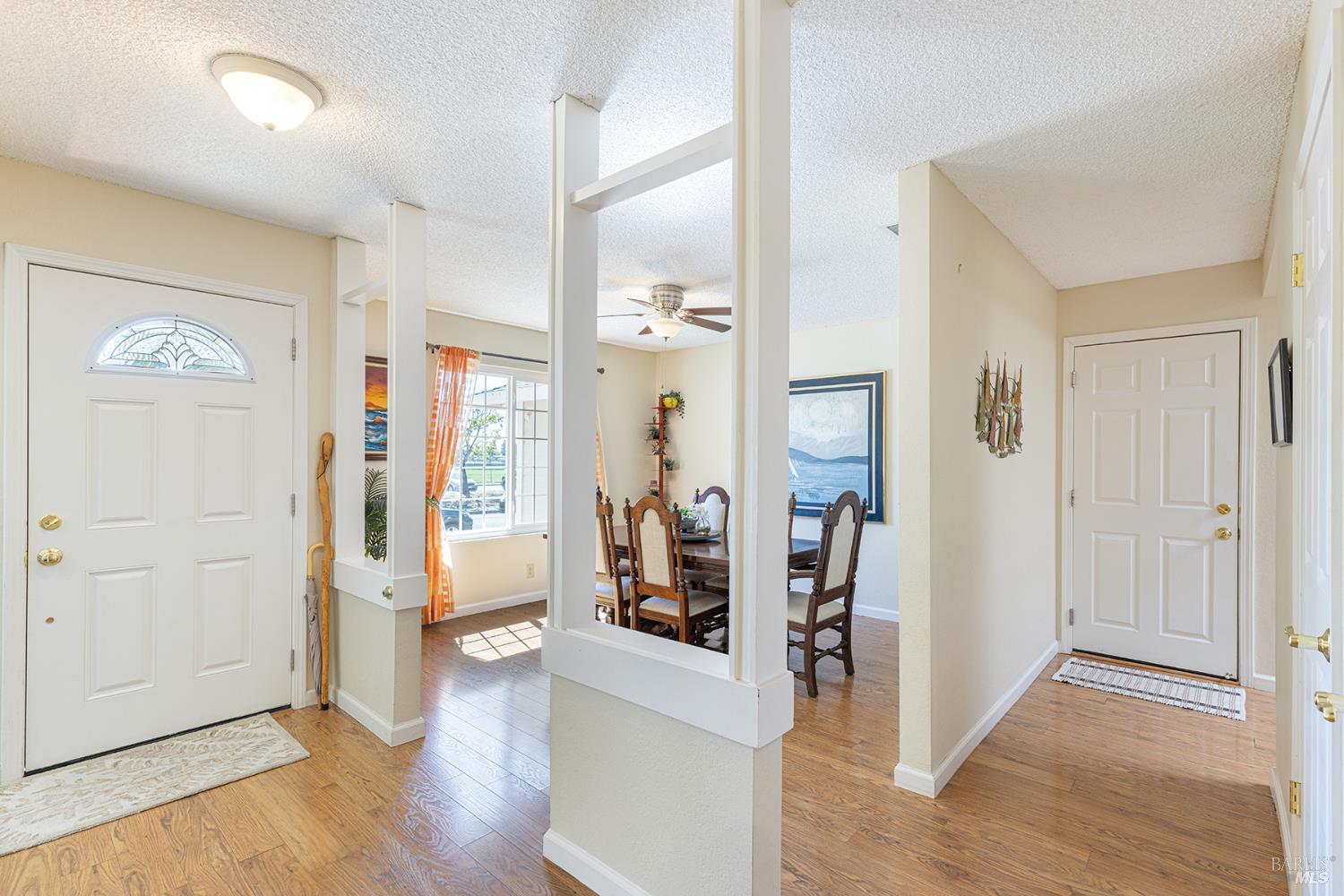 Detail Gallery Image 5 of 50 For 1627 Juliet Dr, Petaluma,  CA 94954 - 3 Beds | 2 Baths