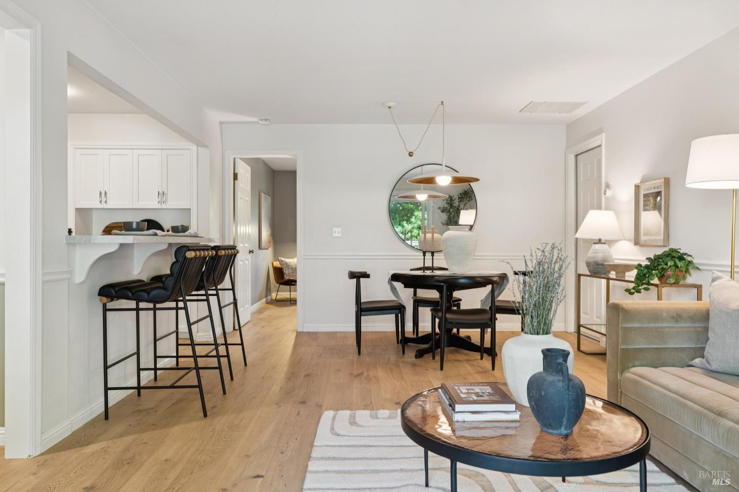 Detail Gallery Image 13 of 52 For 775 Miller Ave, Mill Valley,  CA 94941 - 1 Beds | 1 Baths