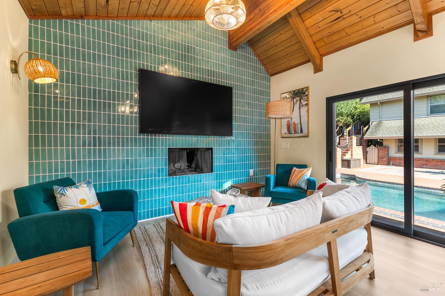 Detail Gallery Image 43 of 58 For 3333 Miraloma Dr, Santa Rosa,  CA 95404 - 4 Beds | 5/1 Baths