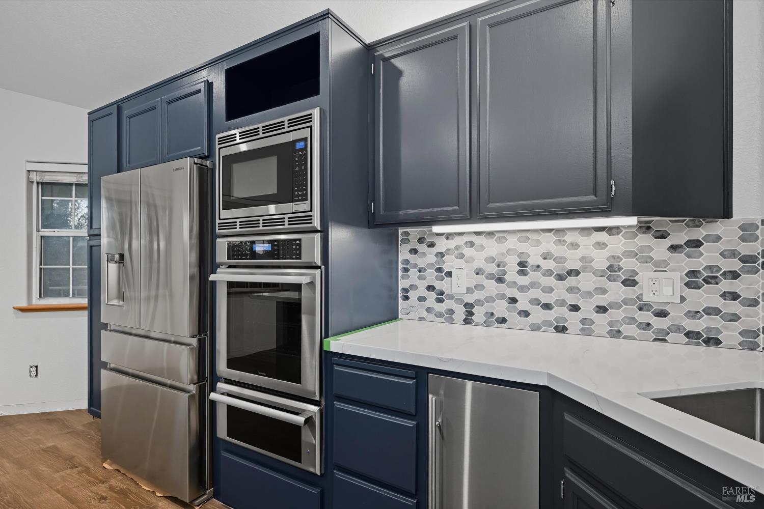 Detail Gallery Image 19 of 42 For 19231 Ravenhill Rd, Hidden Valley Lake,  CA 95467 - 3 Beds | 2 Baths