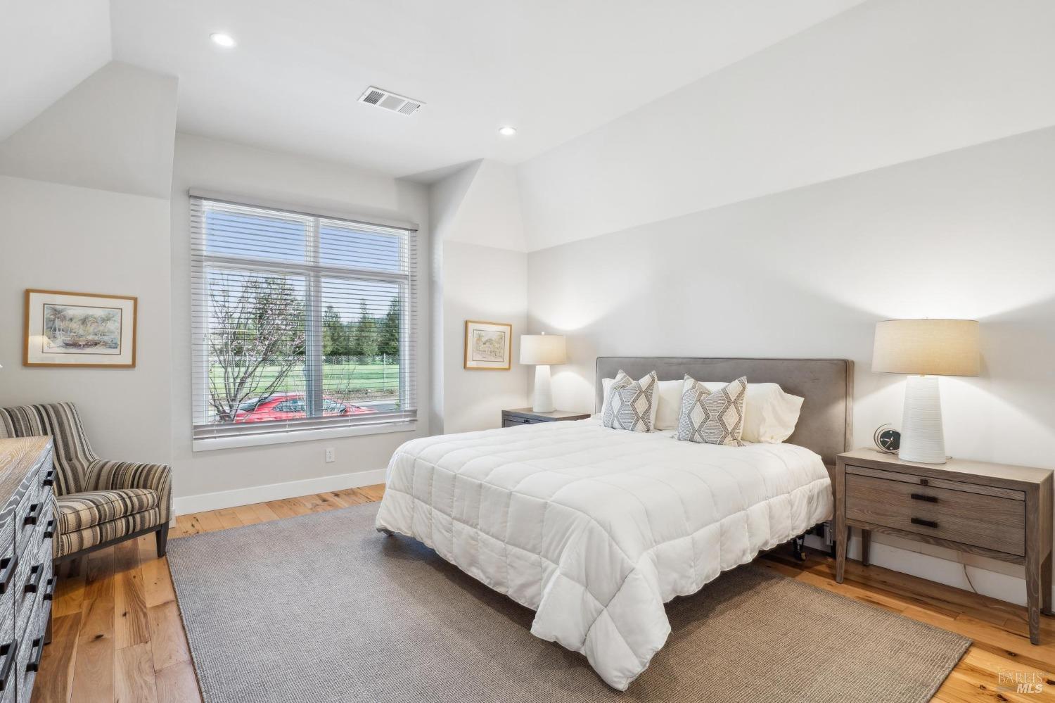 Detail Gallery Image 20 of 31 For 1554 Centennial Cir, Calistoga,  CA 94515 - 3 Beds | 2/1 Baths