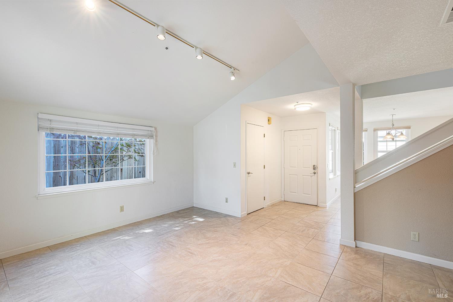 Detail Gallery Image 10 of 40 For 2773 Elks Way, Napa,  CA 94558 - 3 Beds | 2 Baths
