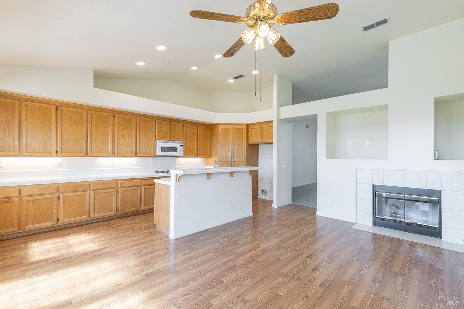 Detail Gallery Image 18 of 50 For 91 S Newport Dr, Napa,  CA 94559 - 3 Beds | 2 Baths