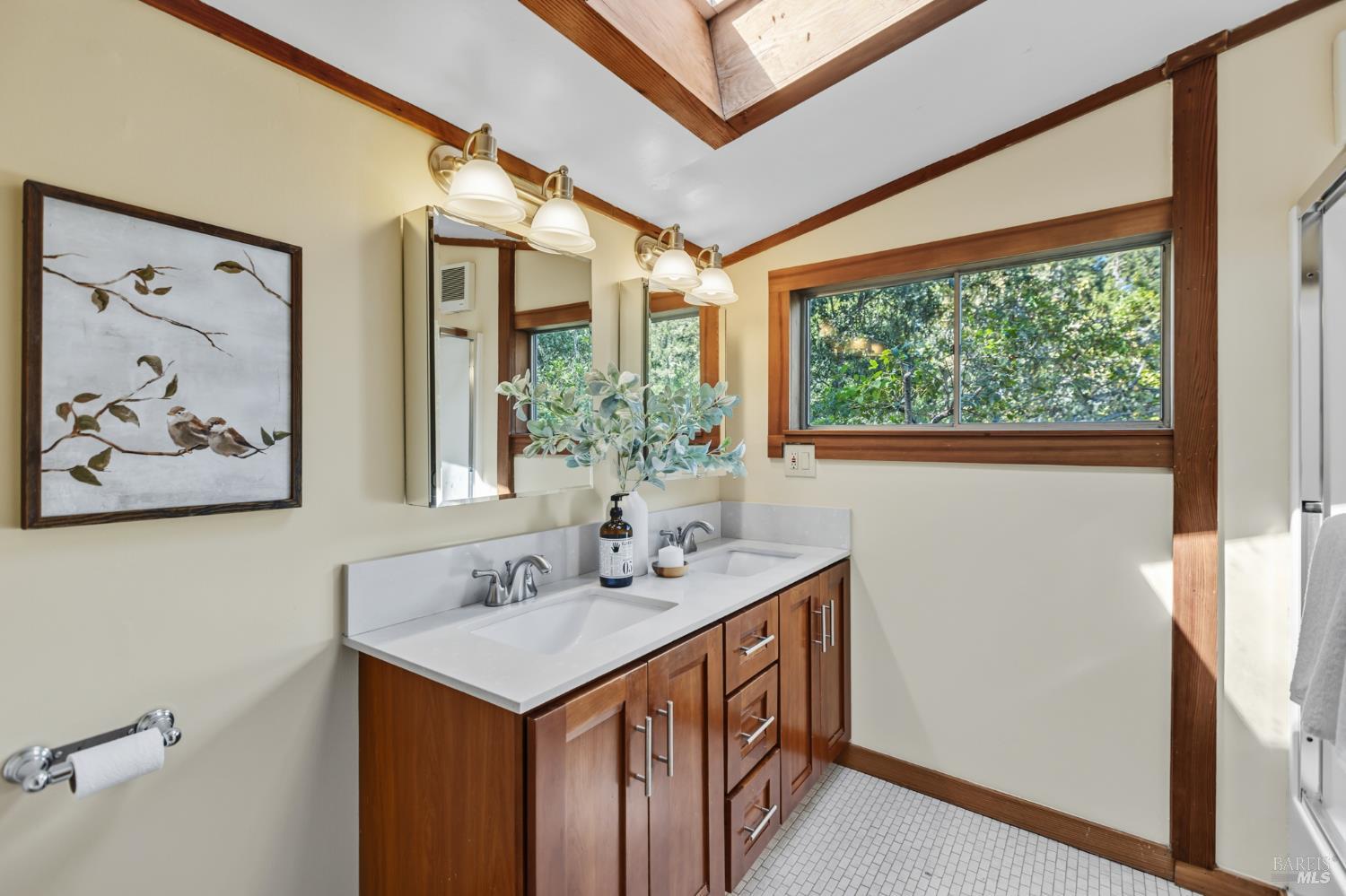 Detail Gallery Image 24 of 42 For 110 Alta Ave, Lagunitas,  CA 94938 - 2 Beds | 2 Baths