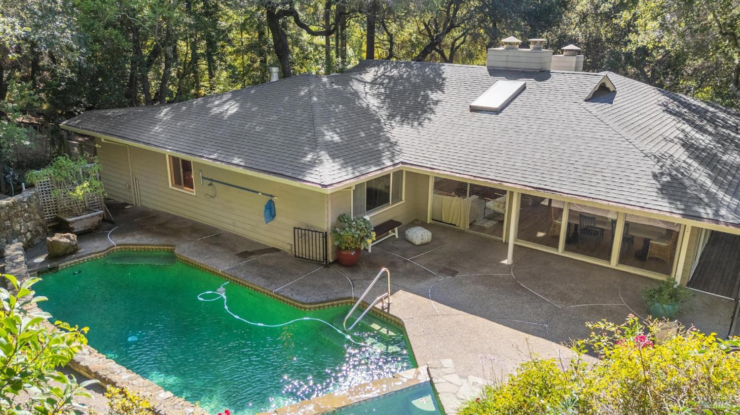 Detail Gallery Image 47 of 74 For 135 Spring Grove Ave, San Rafael,  CA 94901 - 6 Beds | 5/2 Baths